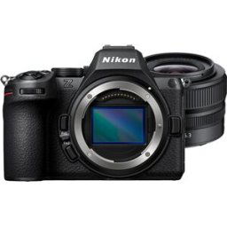 Nikon Z5 II + 24-50 mm f/4-6.3