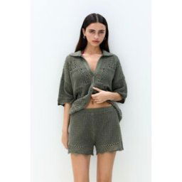 Pull&Bear Bermuda Crochet Vagues Kaki L female
