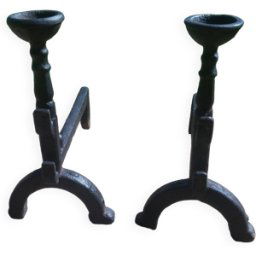 Paire De Petits Chenêts De Cheminée Avec Bols noir 23x40x38