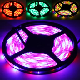 Lumière époxyde imperméable de corde, longueur: 5m, lumière RVB 2835 SMD LED avec à télécommande, 60 LED / m
