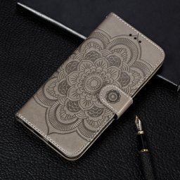 Etui à rabat horizontal en cuir Mandala avec motif gaufrage pour iPhone 11 Pro Max, avec support et logements pour cartes, portefeuille et cadre photo et lanière (Gris)