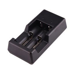 Chargeur de batterie intelligent TOMO V6-2 USB avec voyant lumineux pour batterie Li-ion 18650/18500/17650/16340/14500/10500 / piles AA / AAA