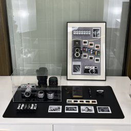26 en 1 faux modèle de caméra factice non fonctionnel pour Leica + 4 x modèles d'objectif de caméra + modèles de clé de voiture + cadre de spécimen de caméra + film d'inversion + modèles de coque de film +