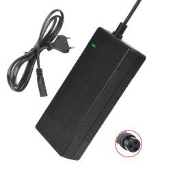 42V 2A Aviation Head 3-core GX16 Chargeur intelligent de scooter électrique Chargeur de batterie au lithium 36V, prise: UE