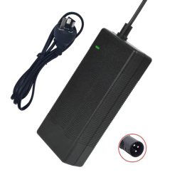 42V 2A XLR Head Scooter électrique Chargeur intelligent Chargeur de batterie au lithium 36V, Prise: AU