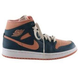 Baskets Nike Baskets Air Jordan 1 en cuir Rose