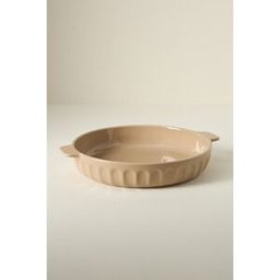 Plat à Tarte Portugais en Grès Amelie Latte en Beige chez Anthropologie