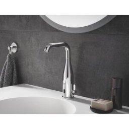Grohe Essence E chromé, avec mélange, électronique infrarouge