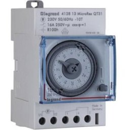 Legrand 412813 Programmateur horaire pour rail analogique 230 V
