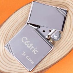 Ocadeau Briquet zippo gravé vintage