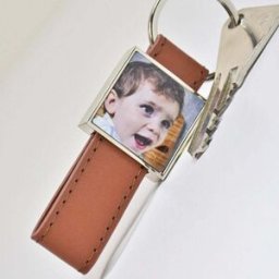 Ocadeau Porte clef cuir brun long carré