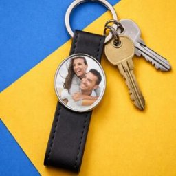 Ocadeau Porte clé cuir long ovale