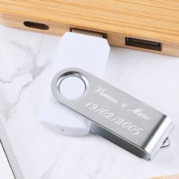 Ocadeau Clé USB twister blanche