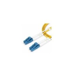 StarTech.com 40m (131ft) LC to LC (UPC) OS2 Single Mode Duplex Fiber Optic Cable, 9/125Âµm, Laser Optimized, 10G, Bend Insensitive, Low Insertion Loss - LSZH Fiber Patch Cord (SMDOS2LCLC40M) - cordon de raccordement - 40 m - jaune