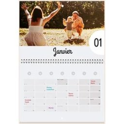 Cewe Calendrier photo double page A4 - format 21x30 ouvert - mois de dÃ©part au choix