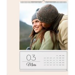 Cewe Calendrier photo mural A3 portrait - 7 qualitÃ©s de papiers certifiÃ© FSCÂ® - calendrier personnalisÃ© avec mois de dÃ©part au choix