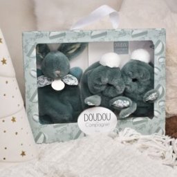 Doudou et Compagnie Coffret Chaussons et Doudou Vert Sauge Lapin Doudou