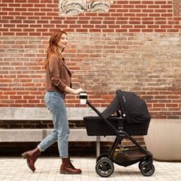 Nuna Poussette TRIV NEXT Caviar effet cuir chocolat