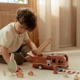 Little Dutch Camion de pompiers et accessoires en bois