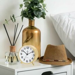 Réveil silencieux doré Bayard de style Couleur : Chromé