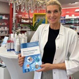 Telephone specialist advice from pharmacists (20 minute session)