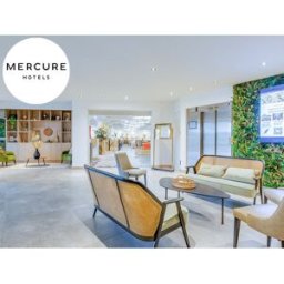 SBX Séjour de 2 jours en hôtel Mercure 4* près de Lyon avec apéritif et verre de vin