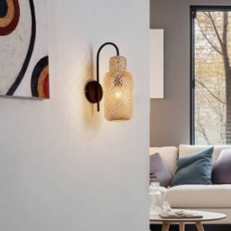 Lindby applique murale Venora, hauteur 43 cm, noir, bois, bambou Venora Lindby, dimmable, bois clair, Salon / Salle à manger, Bambou, Maison de campagne / Rustique