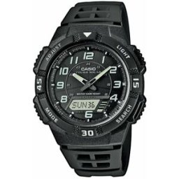 Montre Casio digitale avec chronomètre double timer et recharge solaire
