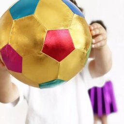 Ratatam Ballon de foot Or Multicolore (22 cm)
