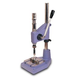 Presse à oeillets M75