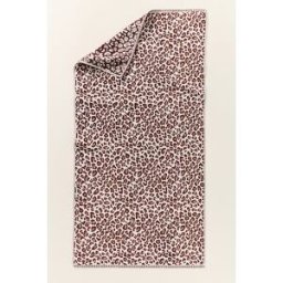 Collection de Serviettes Lola Leopard en Brown chez Anthropologie