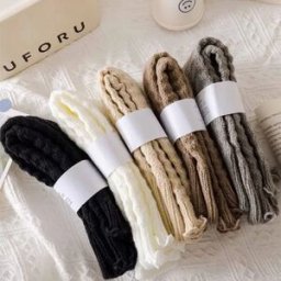 INF Lot de 5 Paires de Guêtres Tricotées en Acrylique - Noir, Blanc, Gris Clair, Kaki et Café