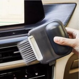 INF Kit de nettoyage portable 3-en-1 : Brosse pour aérations de voiture, clavier et port de téléphone Blanc
