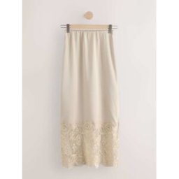 Next Jupes mi-longues Satin avec bordure en dentelle doré FR 42 Regular (EU 40 R)