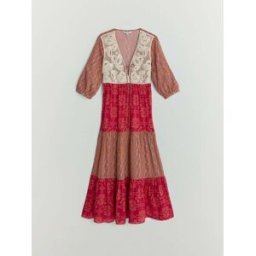 BHOEM Robe longue patchwork fleuri avec détails en crochet rouge FR 38 (EU 36)