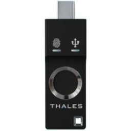 Thales SafeNet eToken Fusion Bio USB C FIDO2.1 Clé de sécurité biométrique USB-C combinant authentification FIDO2.1 et PKI pour protéger les accès aux