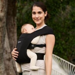 Ergobaby Porte bébé Embrace noir intense