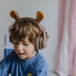 KIDYWOLF Casque audio Bluetooth enfant KIDYEARS Ours à oreilles aimantées