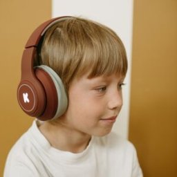 KIDYWOLF Casque audio Bluetooth K-EARS rouge avec mode protection auditive