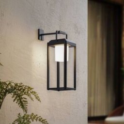 Lampe solaire LED 2-en-1 Lucande Tilena, noire, angulaire, en aluminium Tilena Lucande, dimmable, noir, Aluminium, Moderne, Applique Murale Solaire