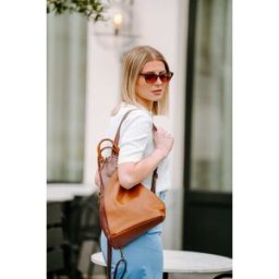 Mila blu - Sac à dos en cuir Novara cognac + brun - 29x34x13cm OS