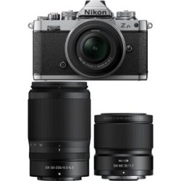 Nikon Zfc + Nikkor Z DX 16-50mm f3,5-6,3 + 50-250mm + 35mm f1,7 Macro