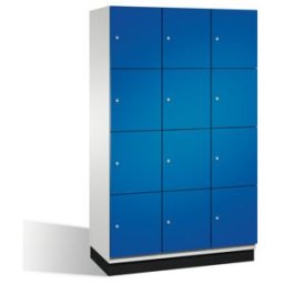 Cabinet C+P Cambio sur socle, 12 étagères, H1950xL1200xP525mm Façade Gentiane bleu corps gris clair ; C + P Möbelsysteme (45103-32 S10010)