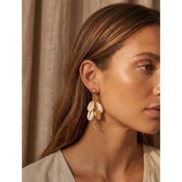 stand-prive.com Boucles d'oreilles à coquillages - Beige beige T.U female