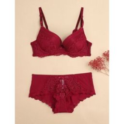 stand-prive.com Ensemble à fine broderie festonnée et shorty - Prune prune 100B/44 female