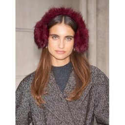 Lipsy Cache-oreilles en fausse fourrure Lipsy Cosy rouge Un an