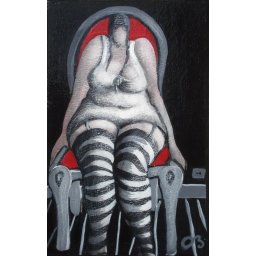 Sophie sur la chaise rouge