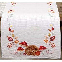 Chemin de table à broder ""hérisson avec amanite tue-mouches