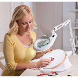 Prym Loupe lumineuse avec pince
