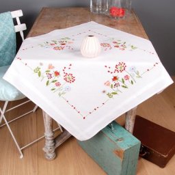 Nappe à broder ""fleurs modernes